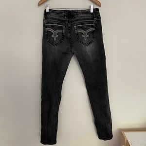 Women’s 32 rock revivals